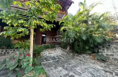 Casa no estilo colonial à venda no bairro cidade jardim