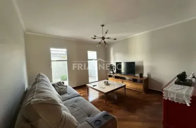 Casa com 3 quartos à venda no Castelinho, Piracicaba 