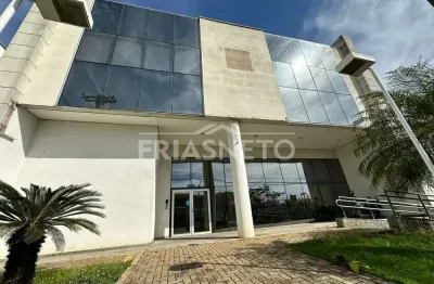 Prédio comercial de alto padrão com galpão anexo no bairro caxambú