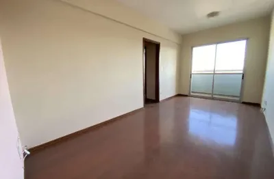Apartamento com 3 quartos para alugar na Cidade Alta, Piracicaba 