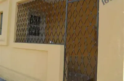 Casa com 2 quartos para alugar no Alemães, Piracicaba 