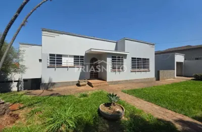 Casa com 4 quartos para alugar no Centro, Piracicaba 