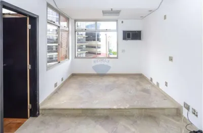 Sala comercial à venda na Santa Efigênia, Belo Horizonte 