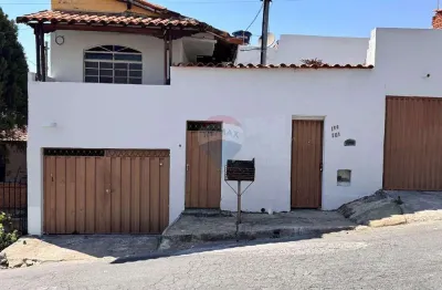Casa a venda ótimo preço no bairro goiânia belo horizonte mias gerais