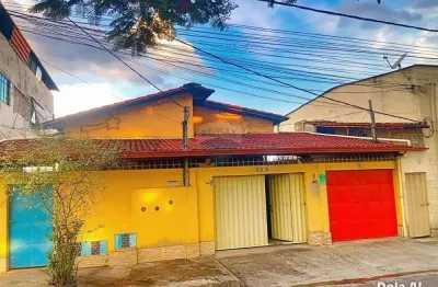 Casa com 2 quartos para alugar na Rua Cabedelo, 25, São Gabriel, Belo Horizonte
