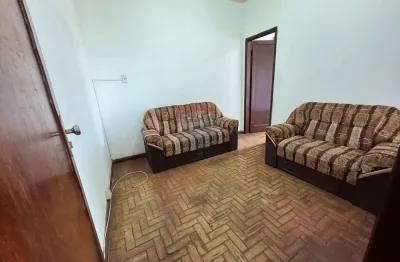 Casa com 2 quartos para alugar na Rua Tefé, 391, Renascença, Belo Horizonte