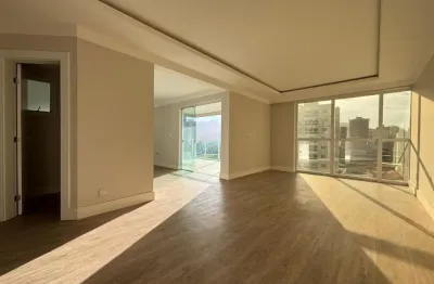 Excelente apartamento a venda de 3 suítes na meia praia, itapema - sc