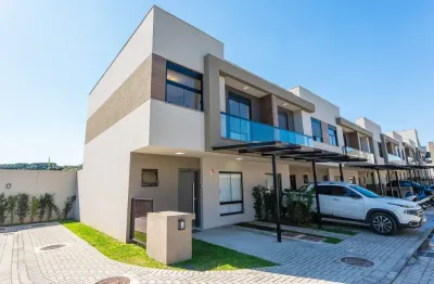 Sobrado moderno com acabamento de alto padrão em condomínio exclusivo