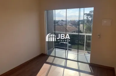 Excelente sobrado de frente para rua no bairro alto boqueirão.