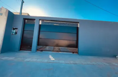 Casa com 3 quartos à venda na Avenida Archimedes Pereira Lima, 54, Jardim Universitário, Cuiabá