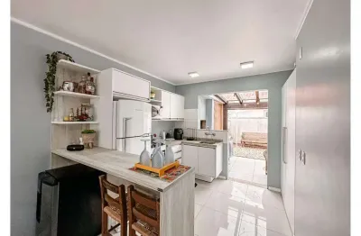 Casa à venda, 2 quartos, 1 suíte, 2 vagas, condomínio casa hermosa - xangri-lá/rs