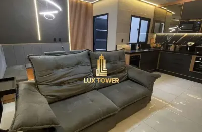 Casa de 103m2 com 3 quartos sendo 1 suíte, móveis planejados e jacuzzi