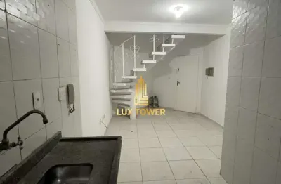 Casa sobrado em condomínio de 65m2 c/ 2 quartos 2 suítes e 1 vaga de garagem