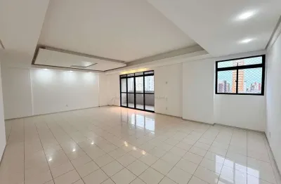 Apartamento com 3 quartos à venda no Manaíra, João Pessoa 