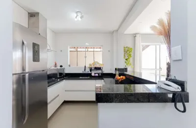 Casa com 1 quarto à venda na Rua João Chaves, Xaxim, Curitiba