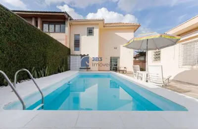 Casa térrea com piscina no coração do bairro jardim social, apenas 800 m do festval.