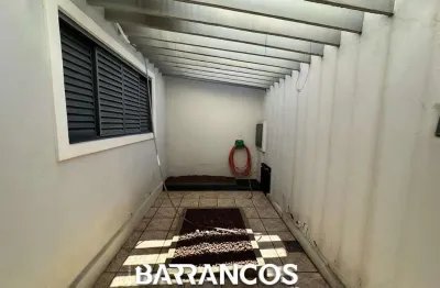 Casa com 3 quartos à venda no Jardim América, Araçatuba 