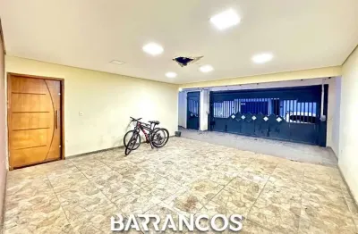 Casa com 4 quartos à venda no Concórdia III, Araçatuba 