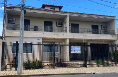 Casa com 6 quartos à venda no Paraíso, Araçatuba 