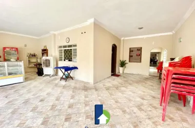 Casa com 3 quartos à venda no Jardim Brasil, Araçatuba 