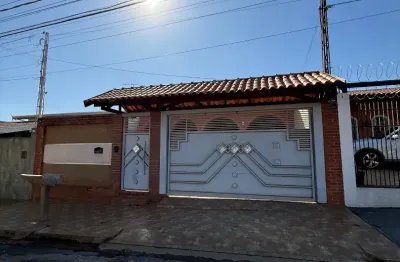 Casa com 3 quartos à venda na Rua Braz Di Flora, 3-44, Vila Rocha, Bauru