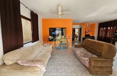 Casa com 4 quartos à venda no umuarama, ubatuba , 240 m2 por r$ 860.000