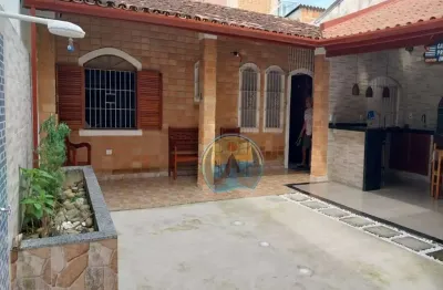 Casa com 3 quartos à venda em estufa i, ubatuba , 193 m2 por r$ 640.000