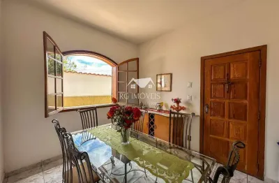 Casa com 5 quartos à venda na Santa Helena (Barreiro), Belo Horizonte 