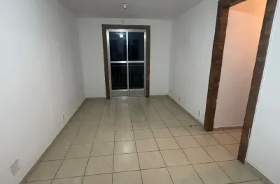 Apartamento com 2 quartos para alugar na Rua Soldado Diogo Martins, 507, Taquara, Rio de Janeiro