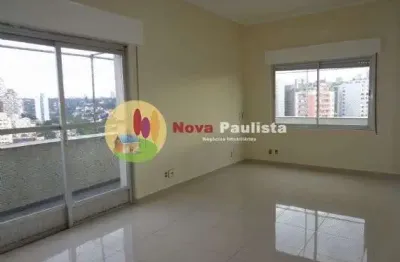 Apartamento Cobertura com 3 quartos para venda, 230 m², por R$ 2.000,000.