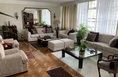 Um Achado! apartamento  reformado, com 275 m², Quatro dts e Quatro vagas de garagem, na Rua Aureliano Coutinho, Vila Buarque/SP