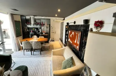 Cobertura duplex à venda na agronômica, em florianópolis.