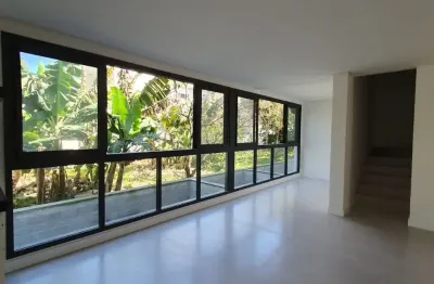 Casa de 3 dormitórios à venda no córrego grande, em florianópolis.