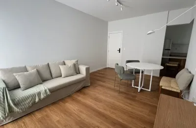 Apartamento de 2 dormitórios à venda na trindade, em florianópolis.