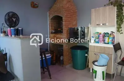 Casa com 4 quartos à venda no Residencial Integração, Uberlândia 