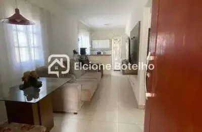 Casa com 3 quartos à venda no Pampulha, Uberlândia 
