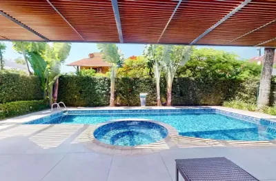 Casa para Venda em Florianópolis, JURERE INTERNACIONAL, 4 dormitórios, 4 suítes, 6 banheiros, 4 vagas