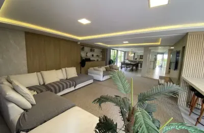 Casa para Locação em Florianópolis, JURERE, 5 dormitórios, 3 suítes, 4 banheiros, 3 vagas