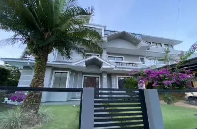 Casa para Locação em Florianópolis, JURERE INTERNACIONAL, 4 dormitórios, 3 suítes, 5 banheiros, 1 vaga