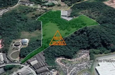 Terreno comercial à venda no Jardim Luana, Itaquaquecetuba 