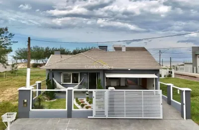 Casa com 4 quartos à venda no Atlântida Sul (Distrito), Osório 