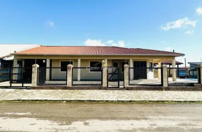 Casa com 4 dormitórios próxima ao centro na praia de atlântida sul