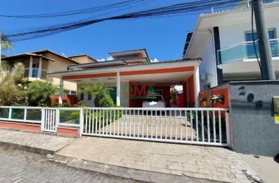 Casa de condomínio - 3 quartos ( 1 suíte com closet ) - àrea gourmet