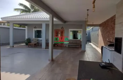 Excelente casa na barra de maricá - 3 quartos ( 1 suíte com closet ) - área gourmet - piscina - terreno de 480m²