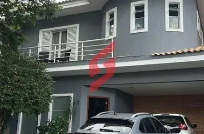 Vendo Sobrado Diferenciado no Condomínio Villa dos Inglezes – Alto Padrão