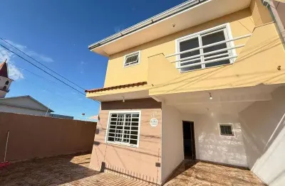 Casa com 4 quartos para alugar na Rua Evaristo da Veiga, Jardim Carvalho, Ponta Grossa