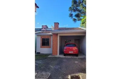 Casa com 3 quartos para alugar na Rua Souza Caldas, 277, Uvaranas, Ponta Grossa