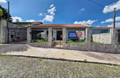 Casa com 4 quartos para alugar na Rua Bittencourt Sampaio, 422, Nova Rússia, Ponta Grossa