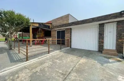 Casa à venda na Rua Thaumaturgo de Azevedo, Oficinas, Ponta Grossa