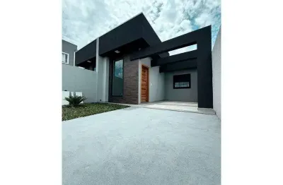 Casa à venda na Rua Paulina Leuzinski, Cará-cará, Ponta Grossa